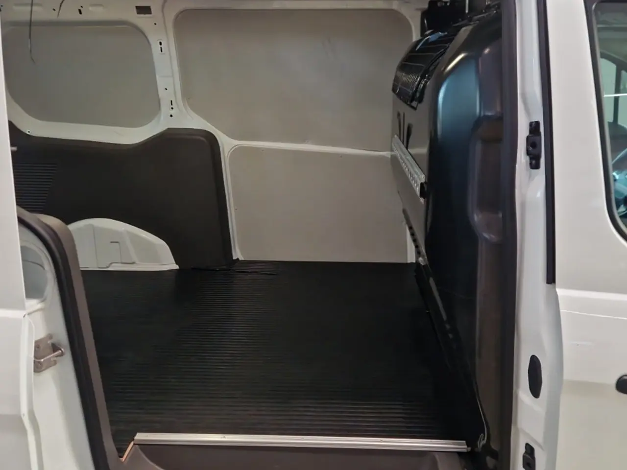 Billede 9 - Ford Transit Connect 1,5 EcoBlue Trend aut. lang
