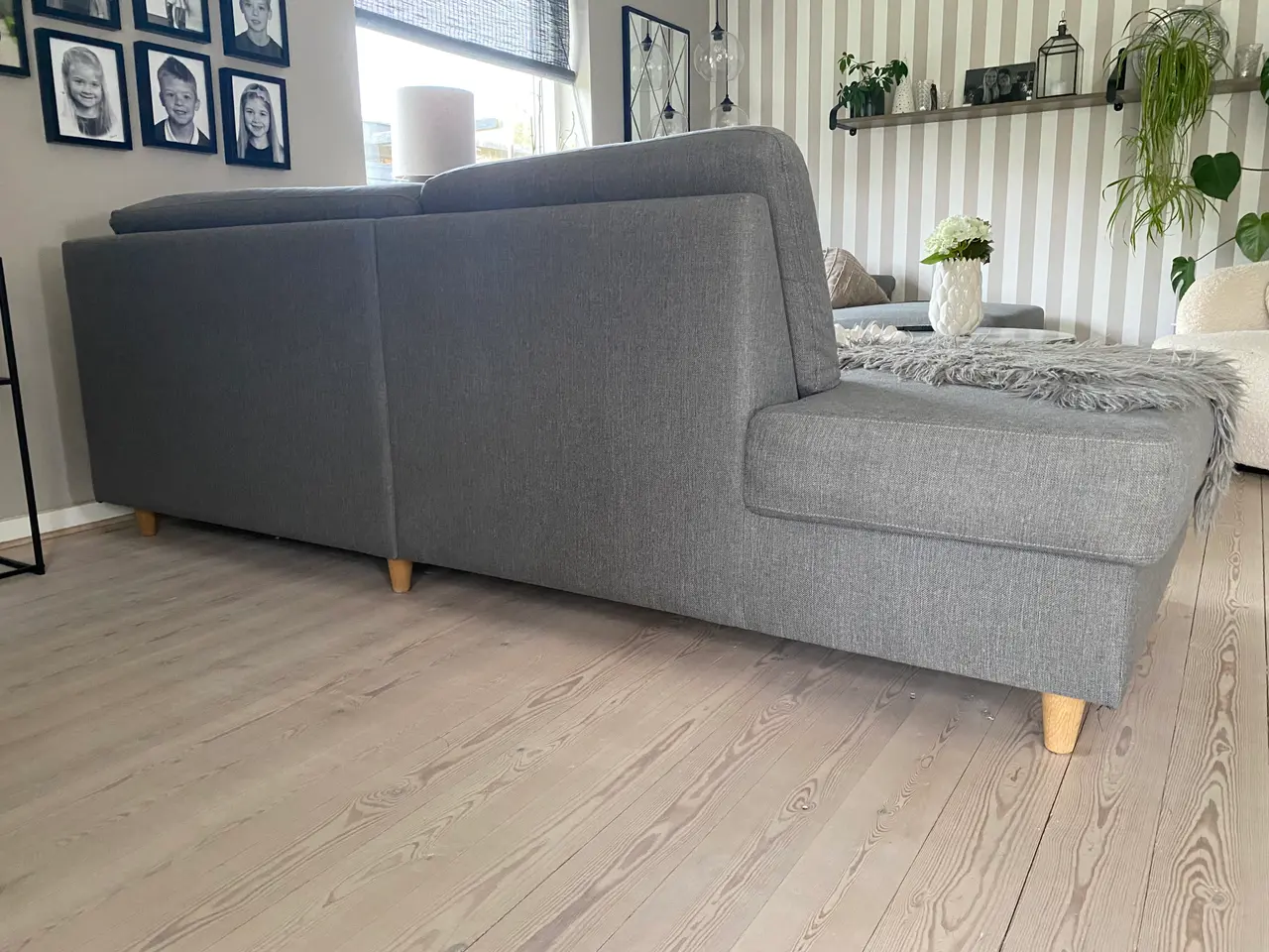 Billede 3 - Grå hjørnesofa med chaiselongen 
