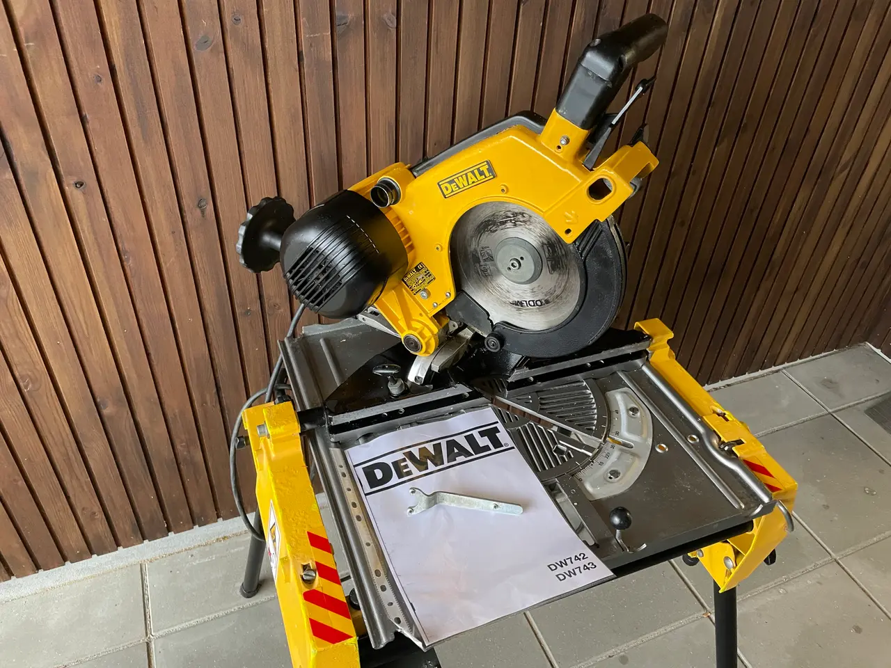 Billede 2 - DeWalt Kapgeringssav på 4. Aftagelig Ben.