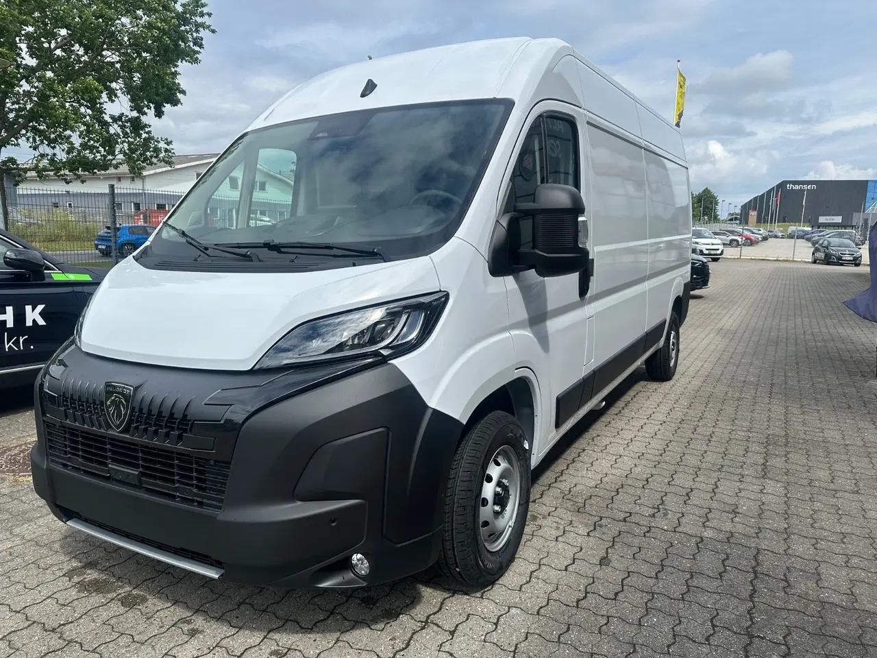 Billede 3 - Peugeot Boxer 335 2,2 BlueHDi 140 L3 Premium