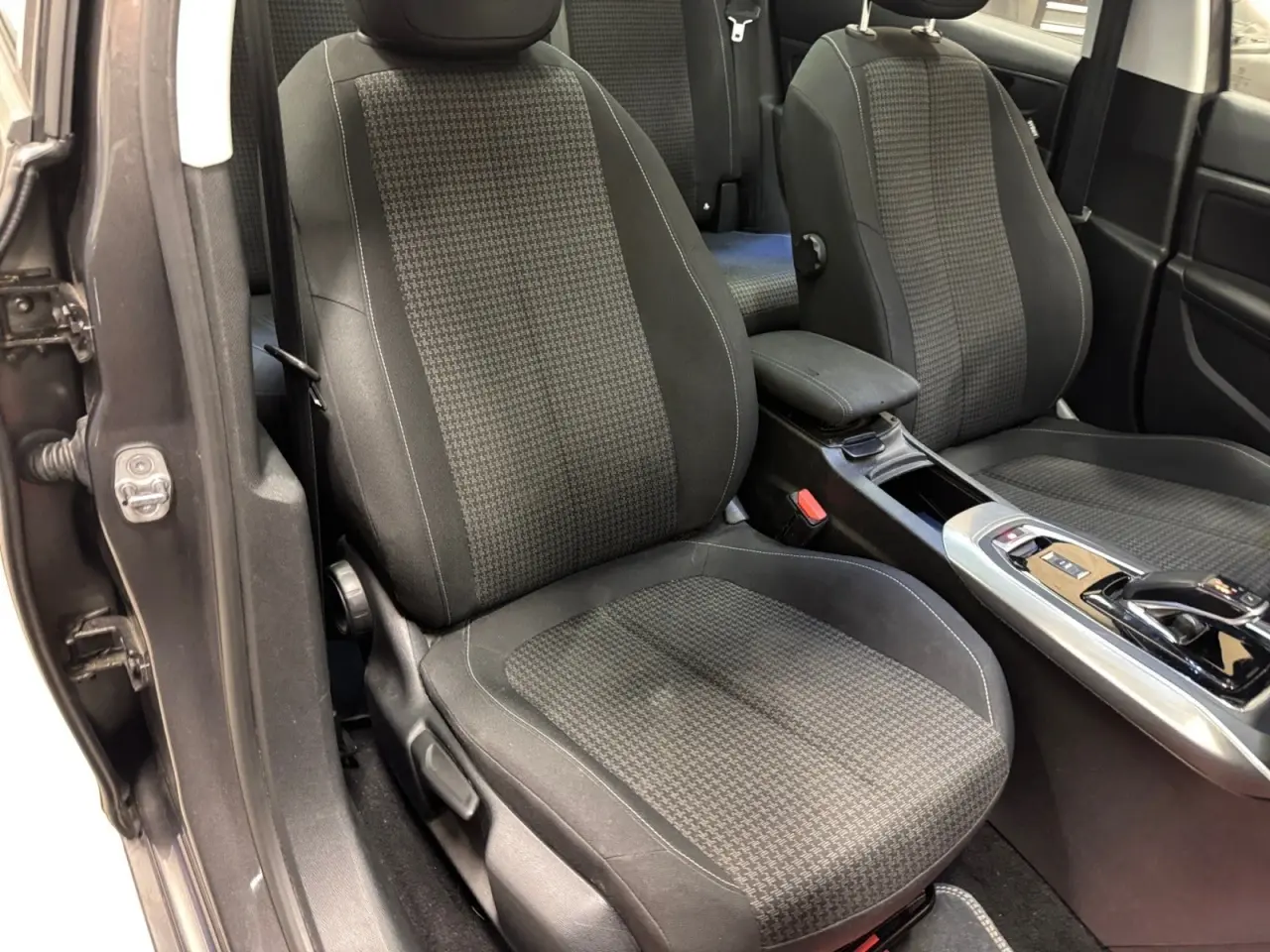 Billede 17 - Peugeot 308 1,5 BlueHDi 130 Selection Sky EAT8