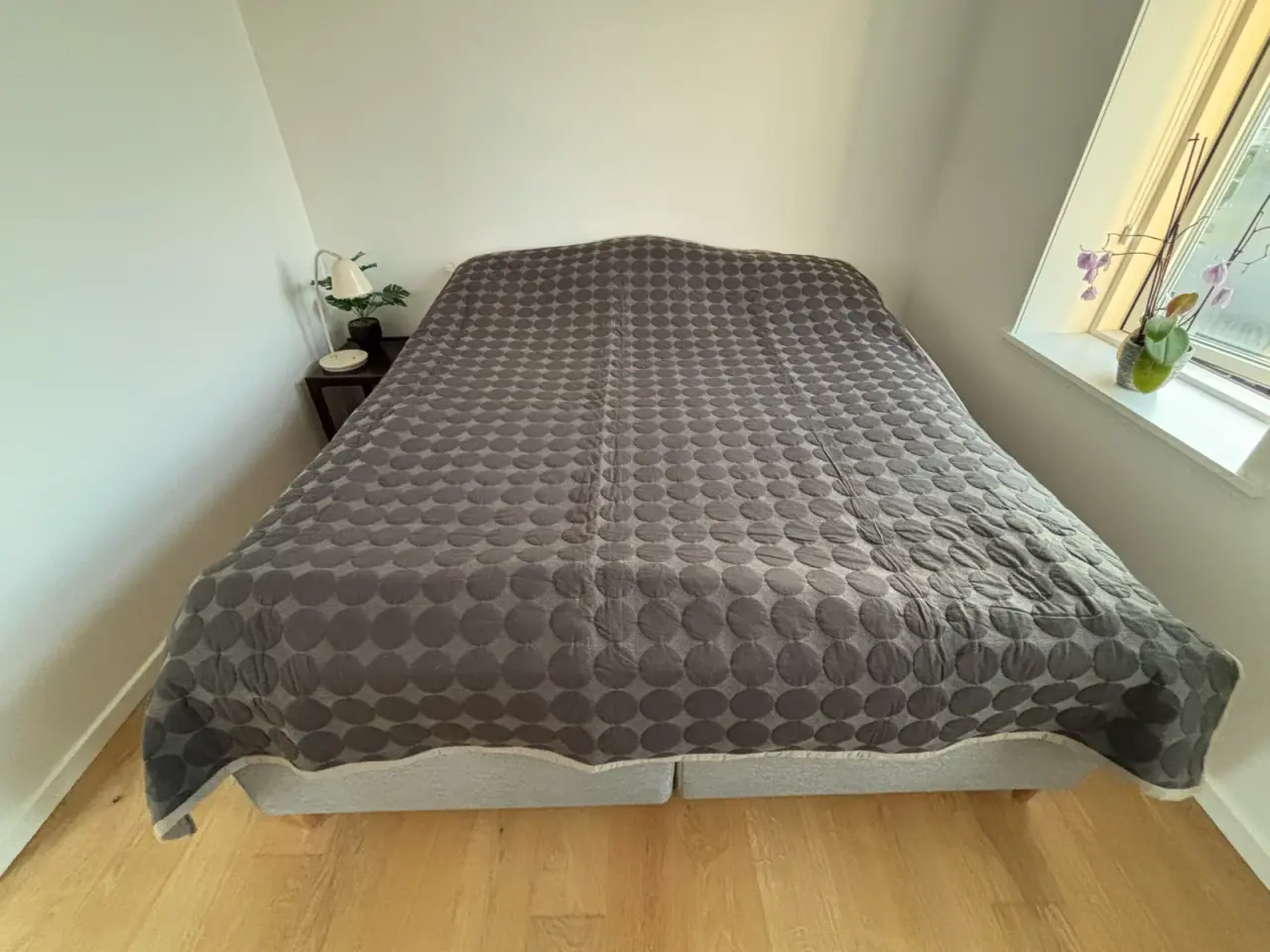 Billede 1 - HAY sengetæppe / quilt 235 x 245 cm
