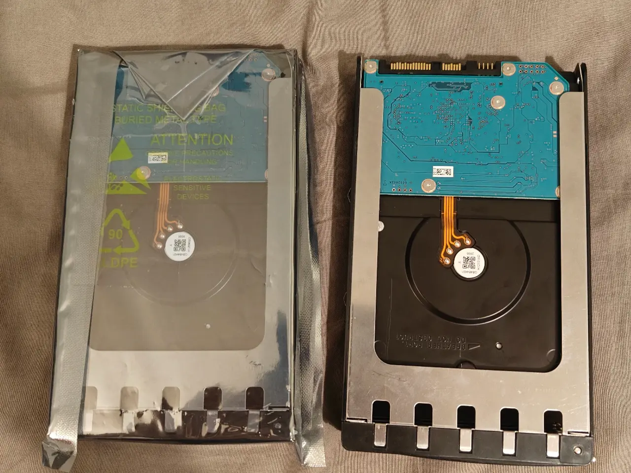 Billede 4 - 2x 2TB SAS Hårddiske, Toshiba