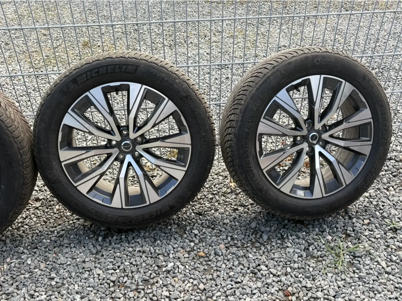 Billede 2 - vinterdæk original volvo fælge
