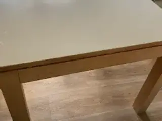 Spisebord