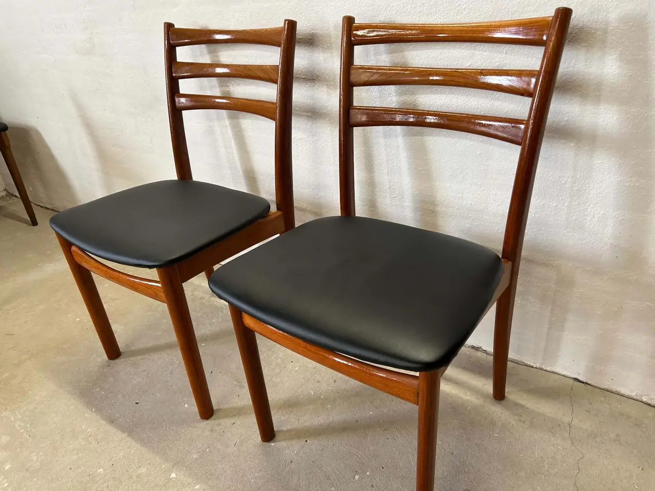 Billede 3 - đż 2 Vintage Skovby teakstole â dansk design