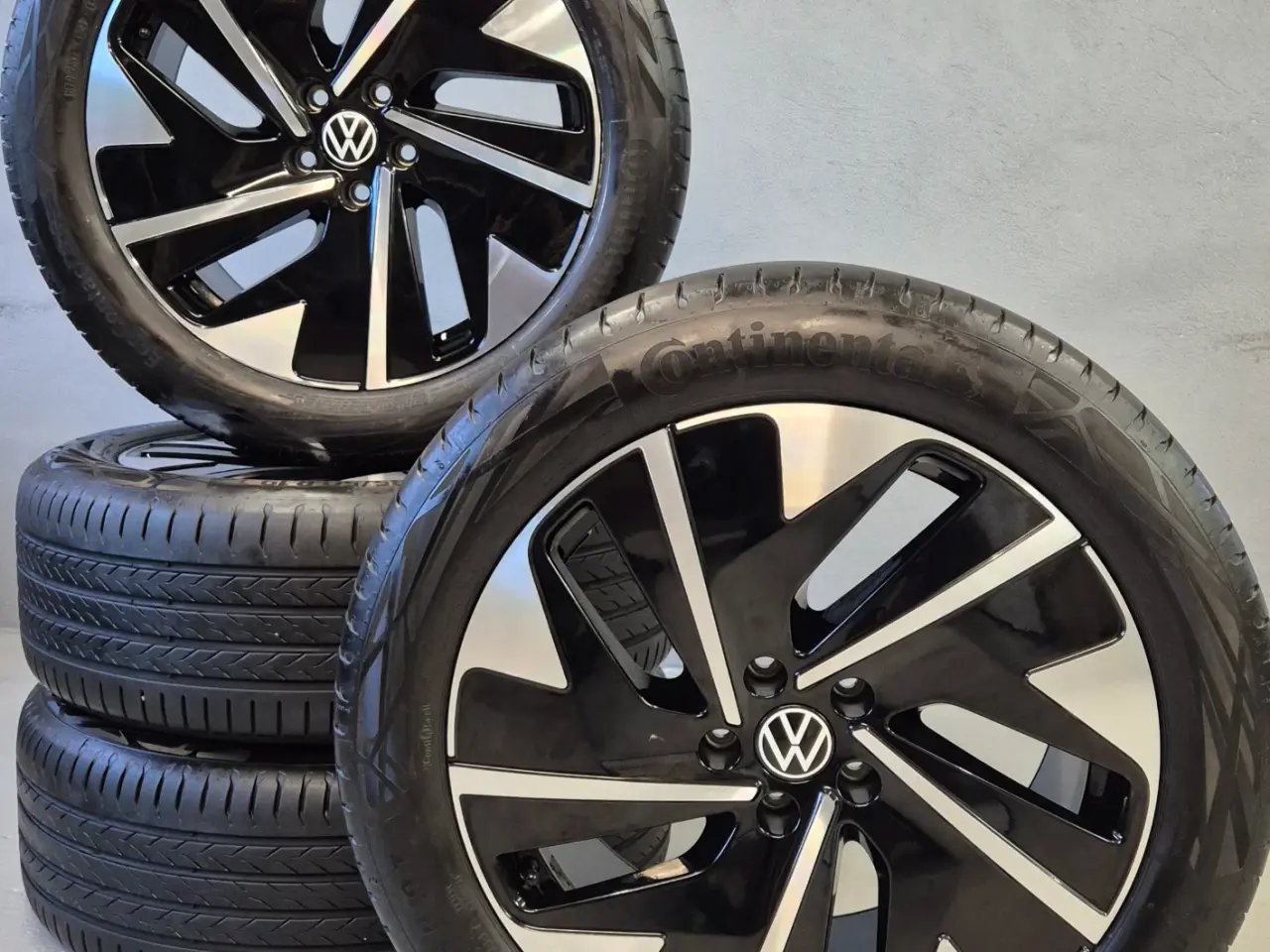 Billede 3 - ID.7 VW ORIGINAL ALUFÆLGE MED SOMMERDÆK
