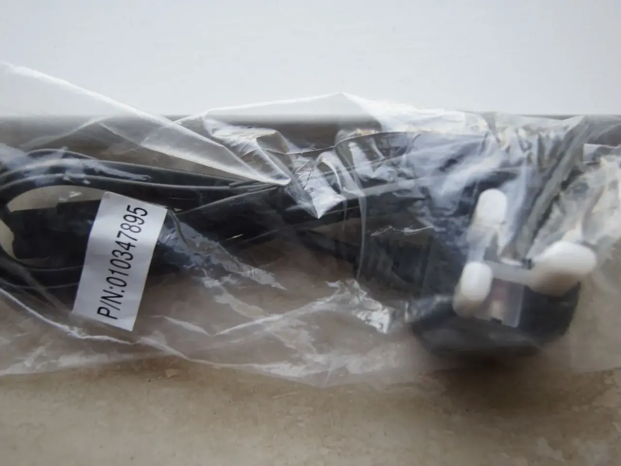 Billede 1 - Kabel P/N:010347895. Giv bud.