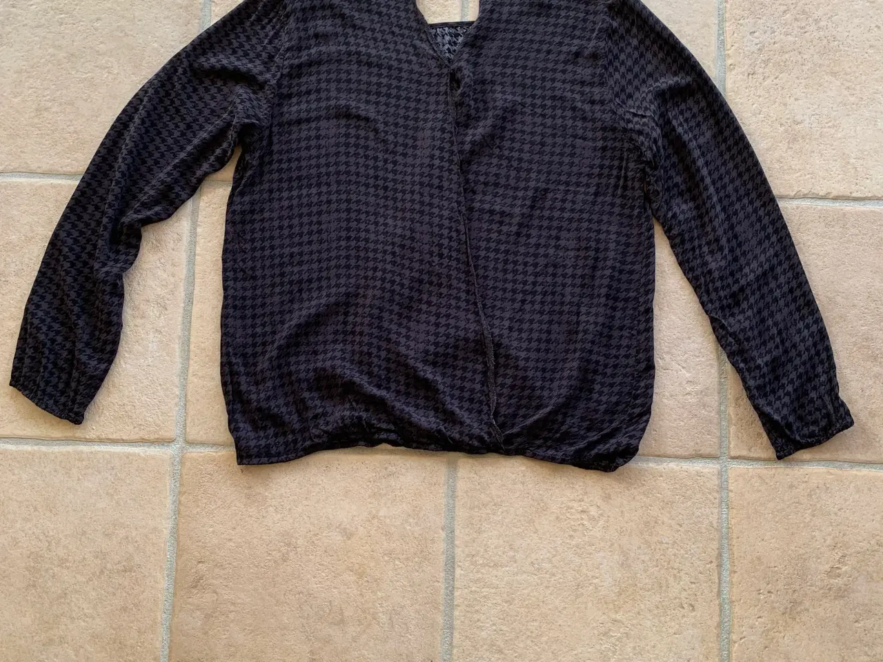 Billede 2 - Soyaconcept bluse str. XL