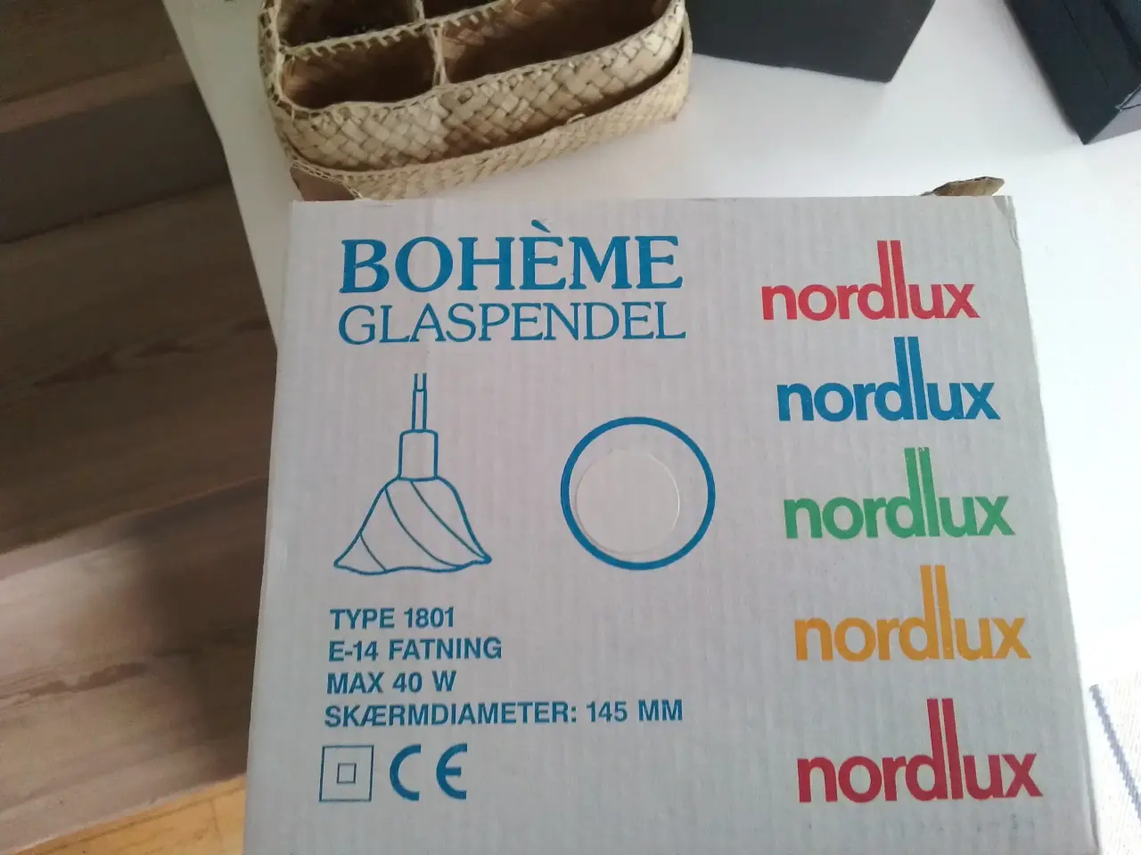 Billede 5 - Glaspendel i hvid og grøn og klar