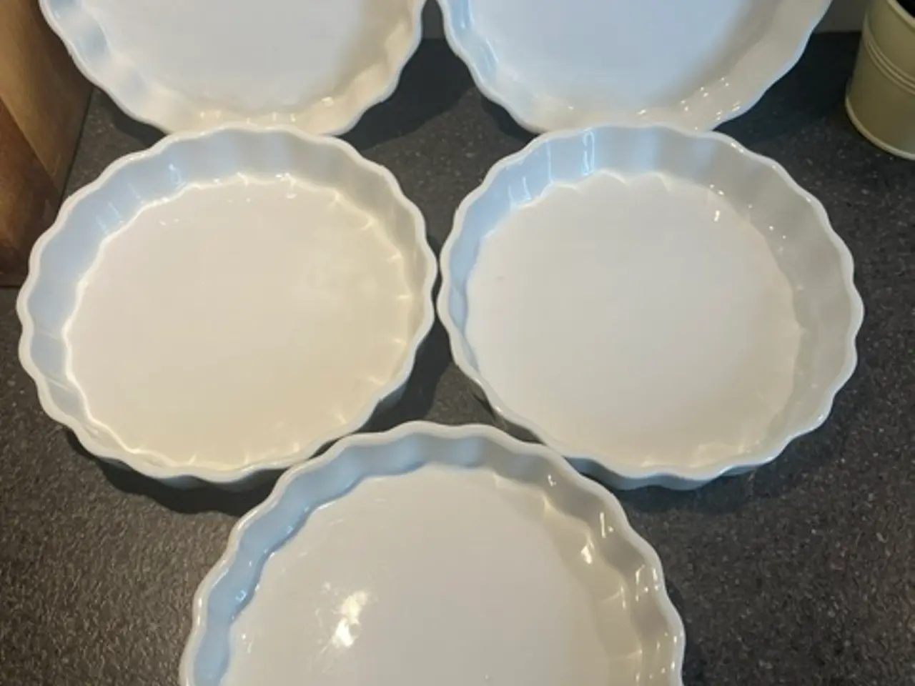 Billede 3 - 5 hvide tærteforme - diameter 15 cm – som nye