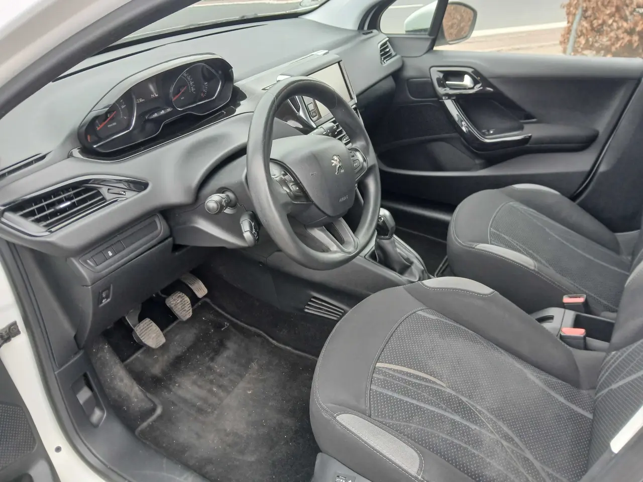 Billede 5 - Peugeot 208 1,2 Nysynet 