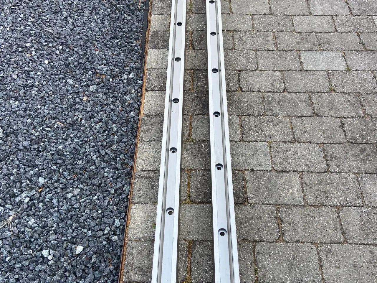 Billede 1 - Skinner mm til BV8900 glas fra Danværn