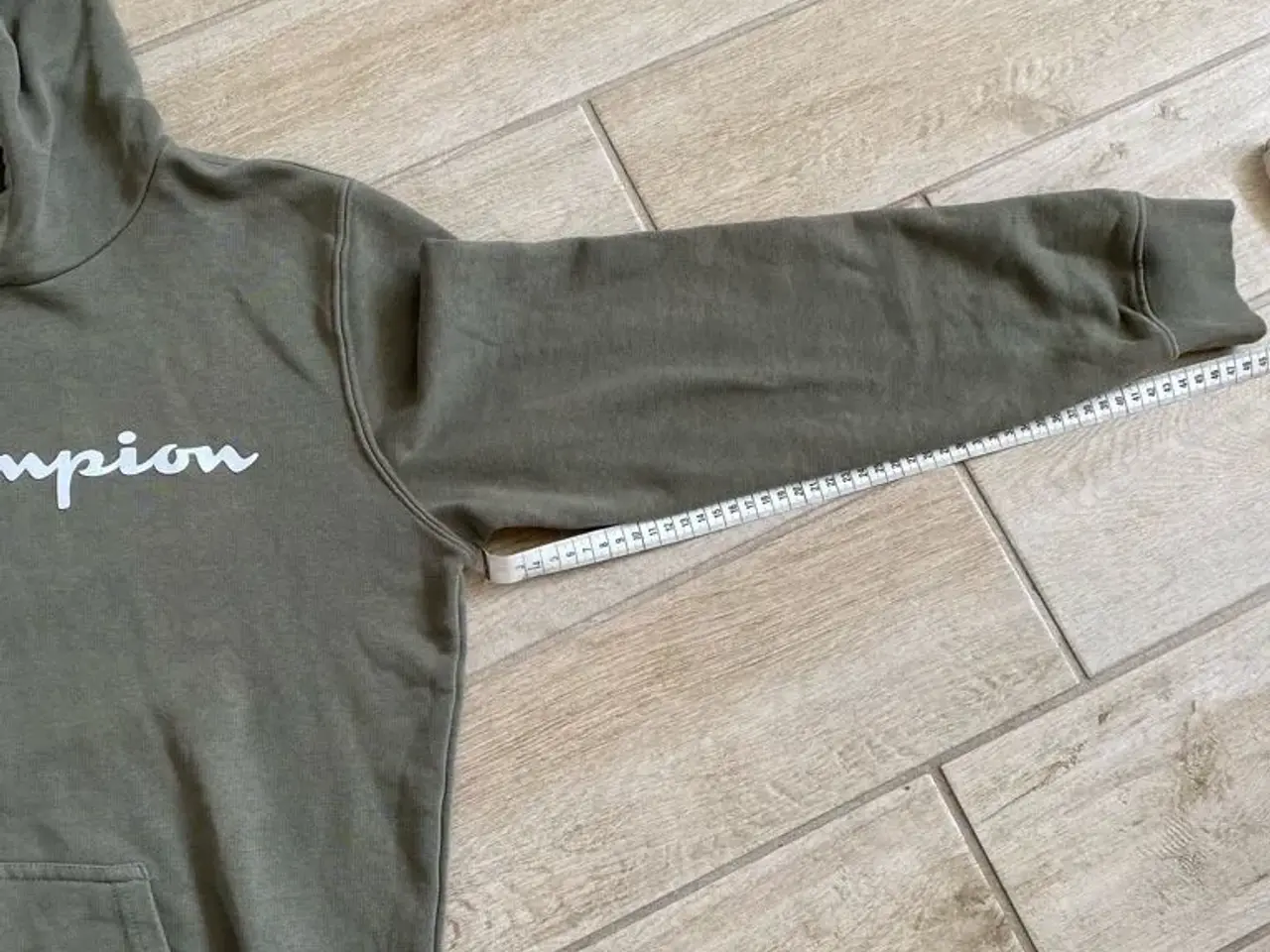 Billede 3 - Champion hoodie i army grøn