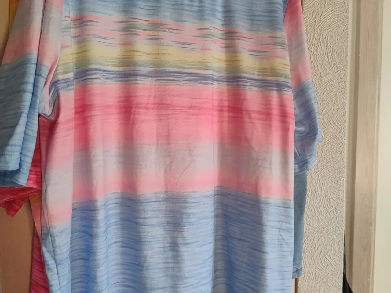 Billede 7 - 3 T-shirts i sommer friske farver