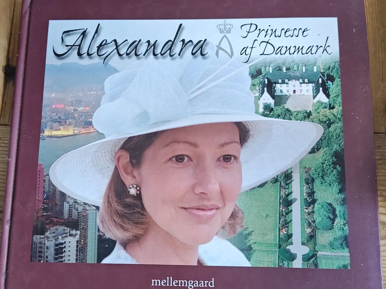 Billede 1 - Alexandra Prinsesse af Danmark BOG