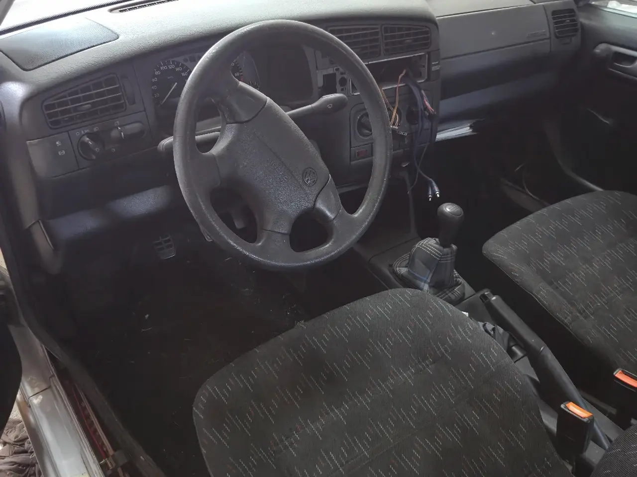 Billede 9 - VW Golf 3 1.8 (ABS) 1992 – Projekt / reservedelsbi
