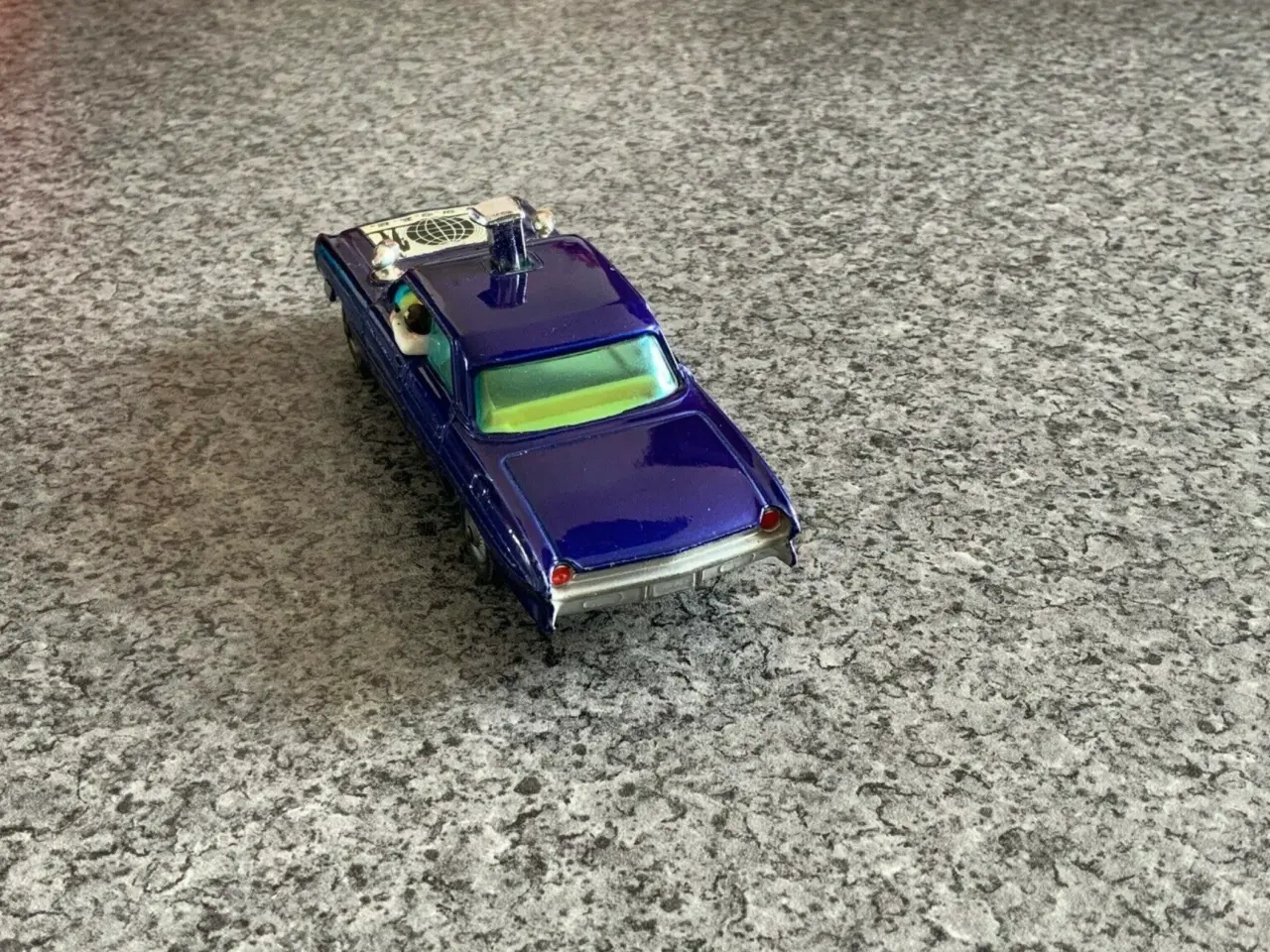 Billede 4 - Corgi Toys No. 497 Oldsmobile Super 88 U.N.C.L.E.