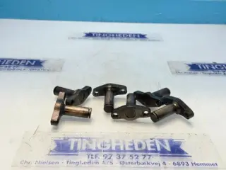 Iveco F3AE0684D Afstandsstykke 504001460 6Stk