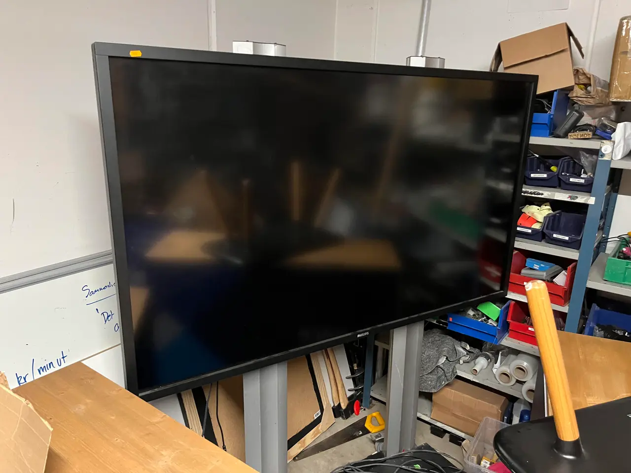 Billede 4 - Fjernsyn PHILIPS 75BDL3010T på rullestativ