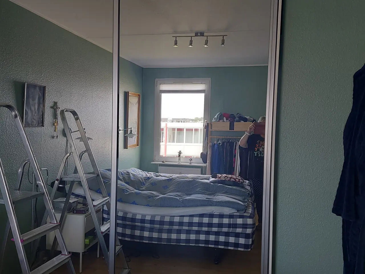 Billede 1 - Garderobe Dører