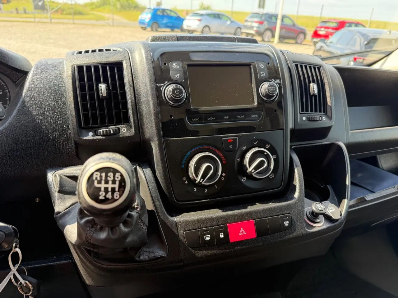 Billede 8 - Peugeot Boxer 435 2,2 BlueHDi 165 L3H2 Premium