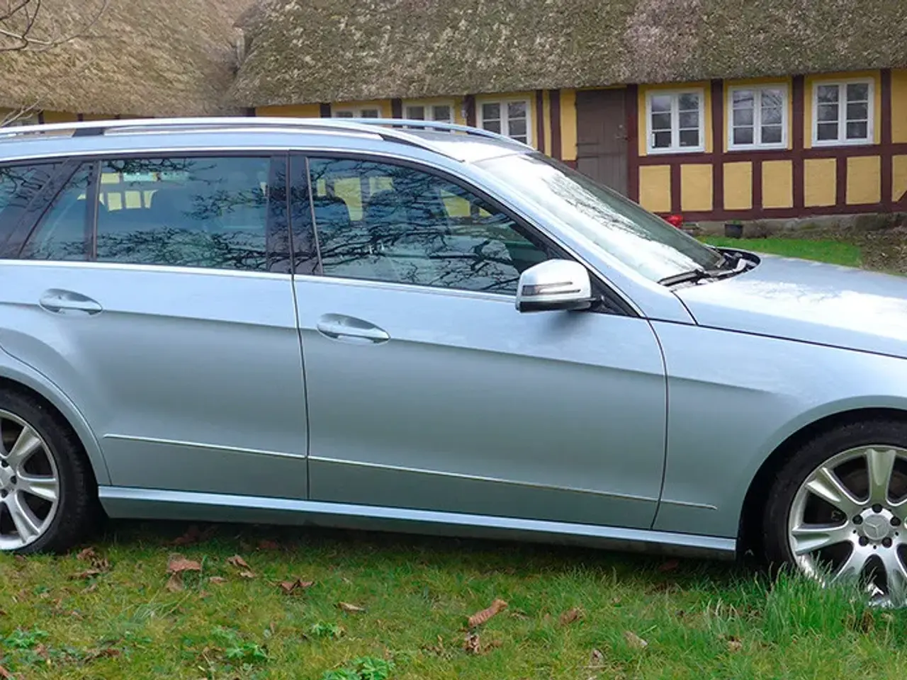 Billede 2 - 2012 Mercedes E300 Avantgarde 2,2 BlueTEC Hybrid