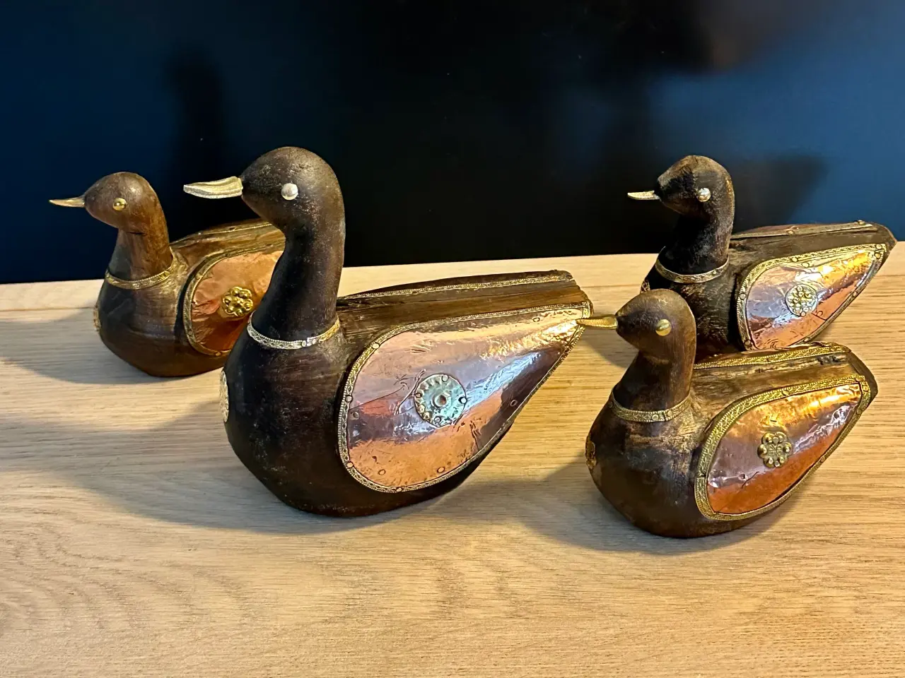 Billede 5 - Antikke håndskårede andefigurer sælges