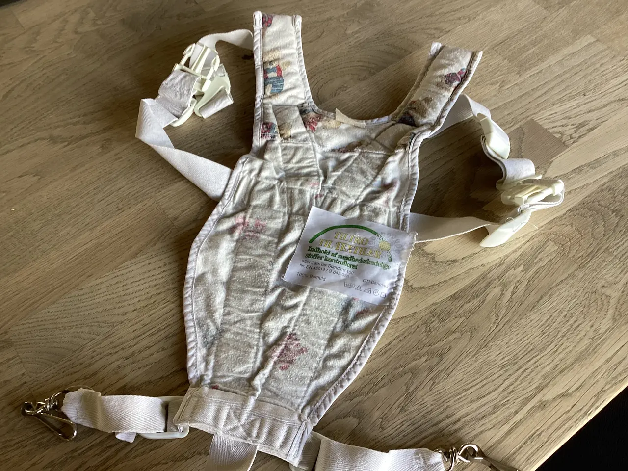 Billede 4 - Hvid barnevognssele med bamserpåtrykt