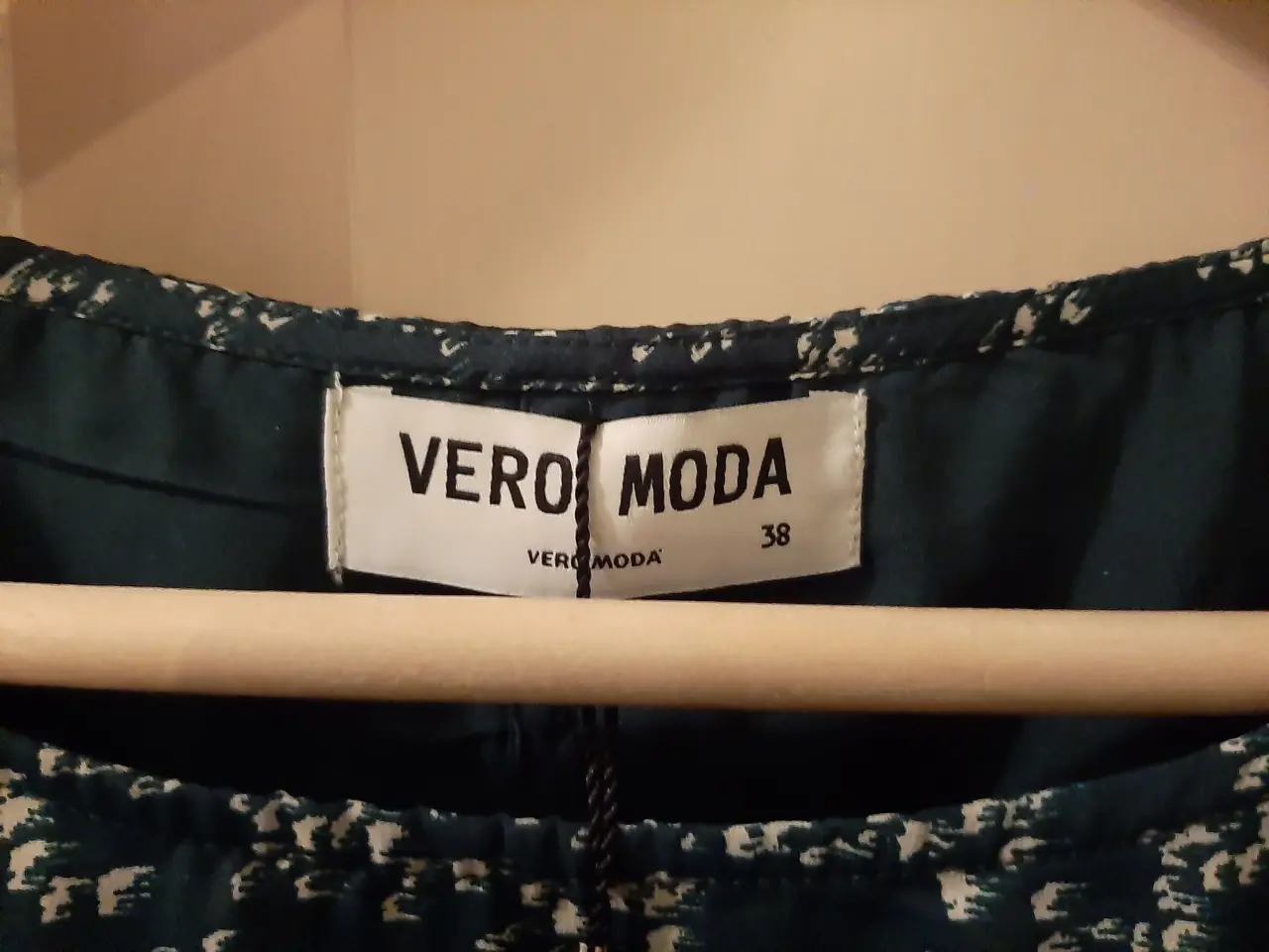 Billede 4 - Mørkegrøn Vero Moda kjole