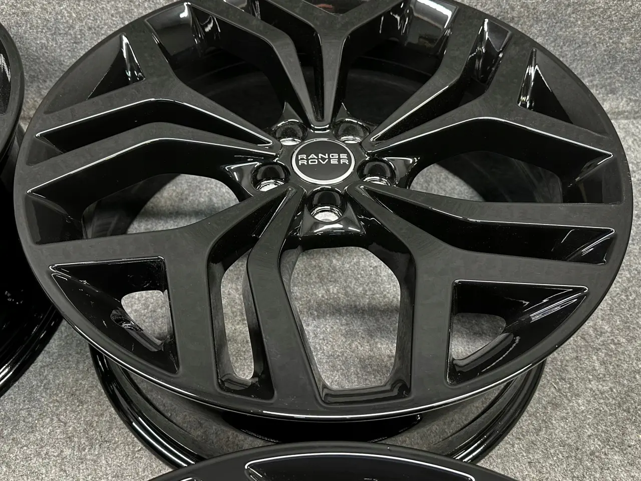 Billede 5 - LAND ROVER EVOQUE K8D2 8.0" x 20" 5x108 ET 40