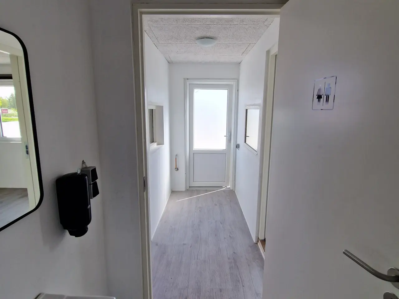 Billede 11 - Erhvervslejemål 253 m² på Herluf Trolles Vej 100,