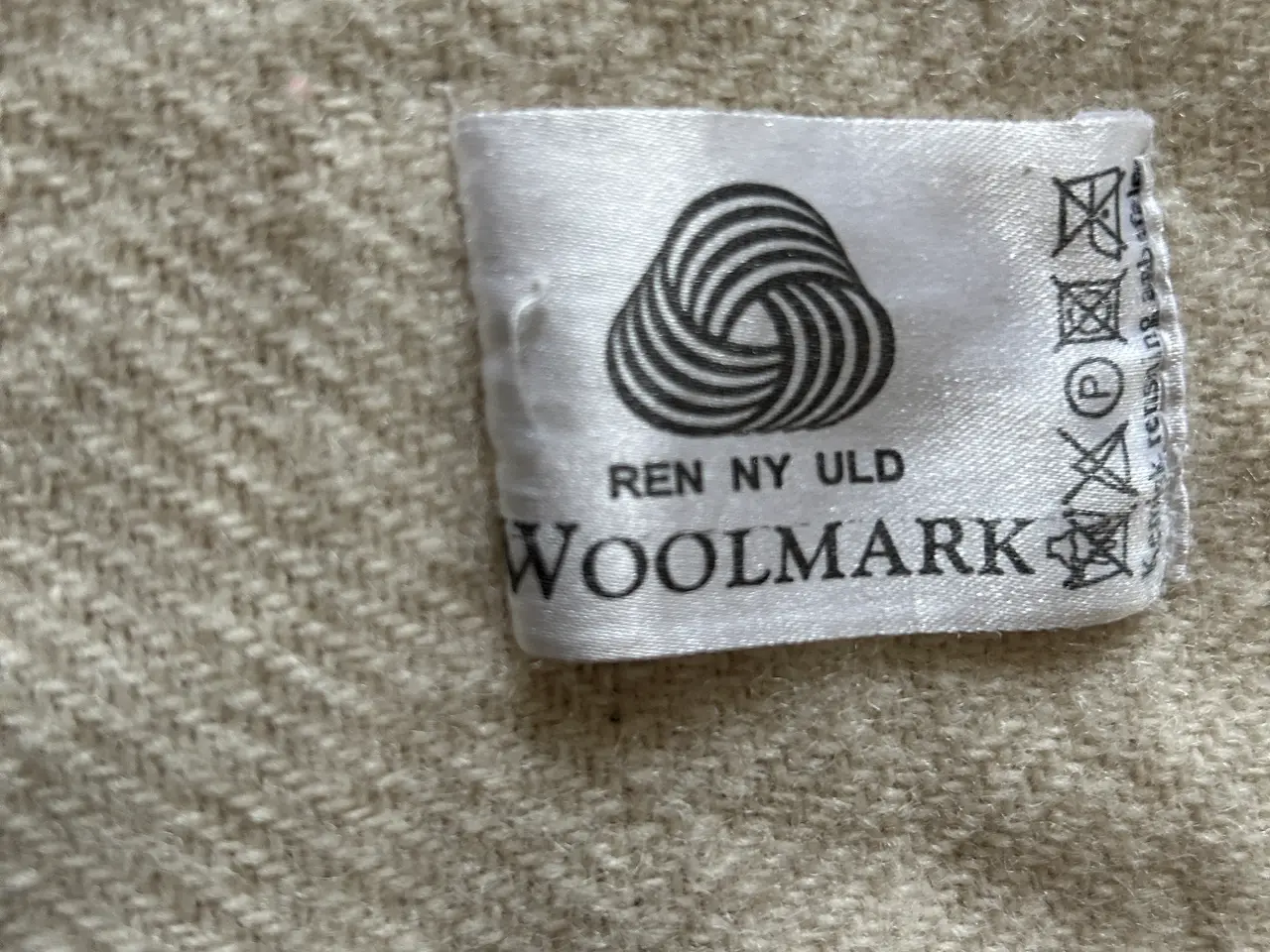 Billede 2 - Uld plaid i brun, beige og lyse tern