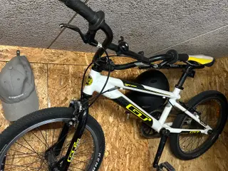 BMX cykel