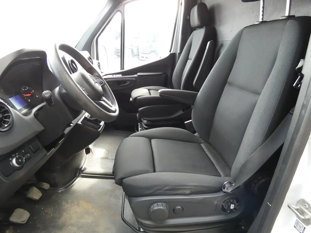 Billede 9 - Mercedes-Benz Sprinter 316 2,1 CDI A2 H2 RWD 163HK Van 6g