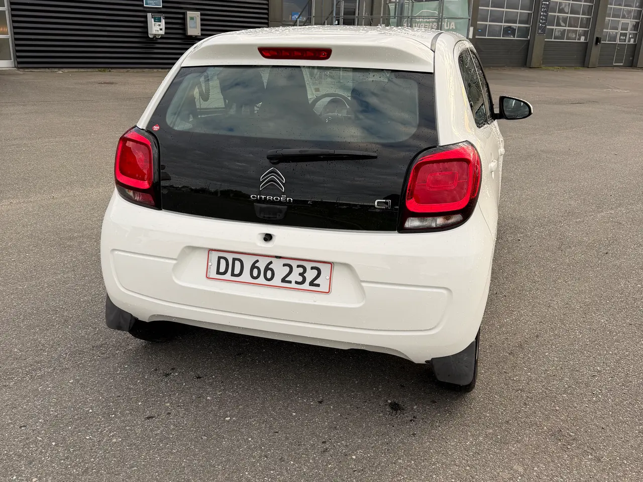 Billede 3 - Citroën C1 1.0 VTi 2021 – Veludstyret og økonomisk