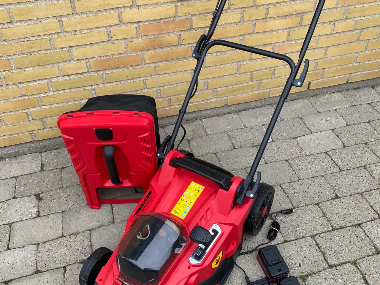 Billede 2 - NY  EL Plæneklipper 