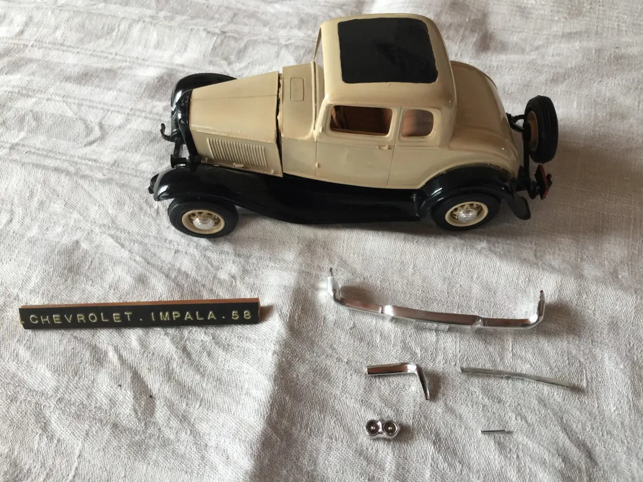 Billede 8 - Gamle model blikbiler