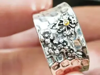 * Fed vintage-fingerring - i Tibetansk Sølv