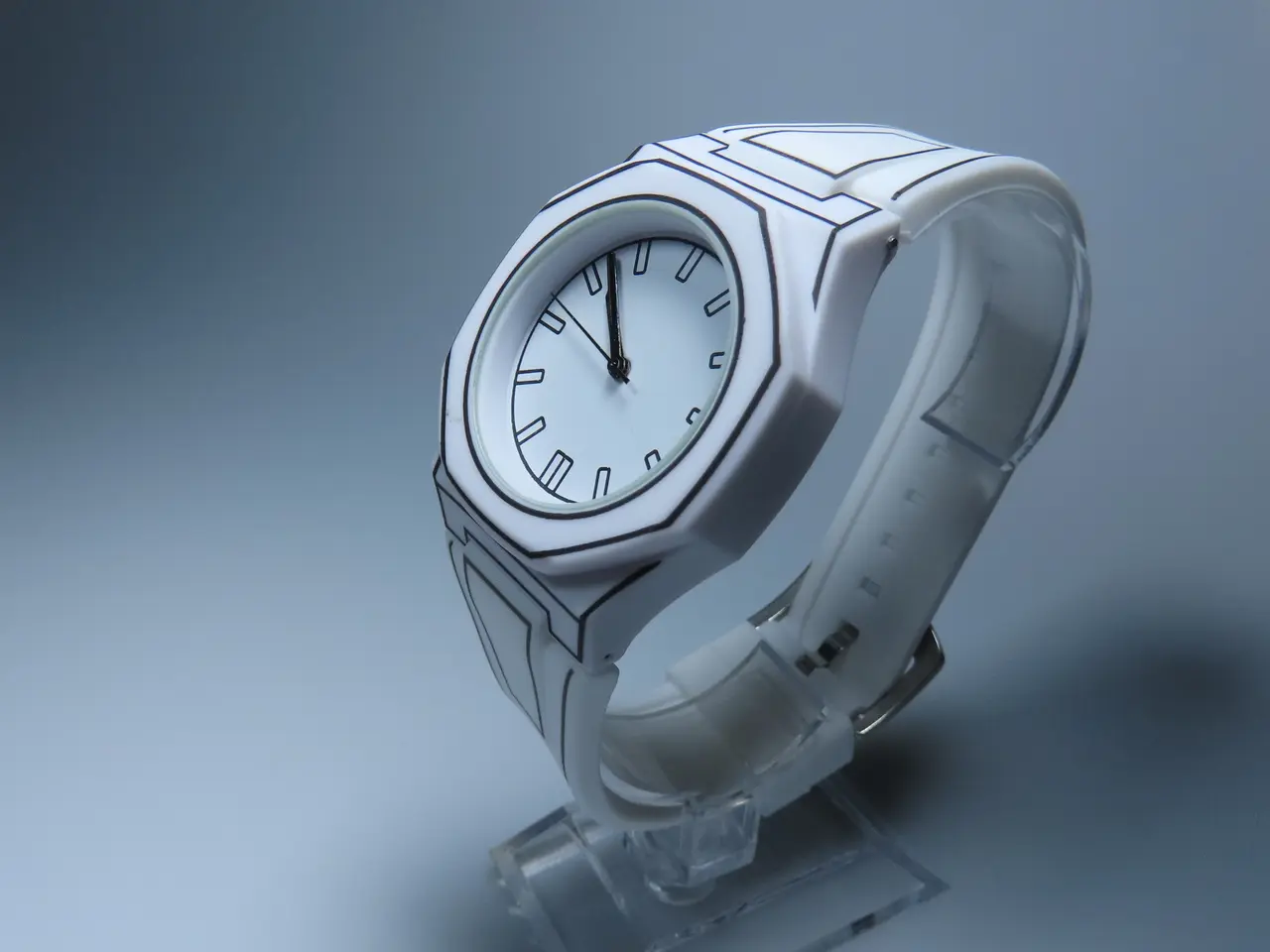 Billede 3 - Hvidt tegneserie-inspireret armbåndsur