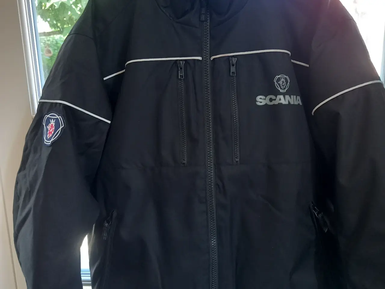 Billede 1 - Scania jakke