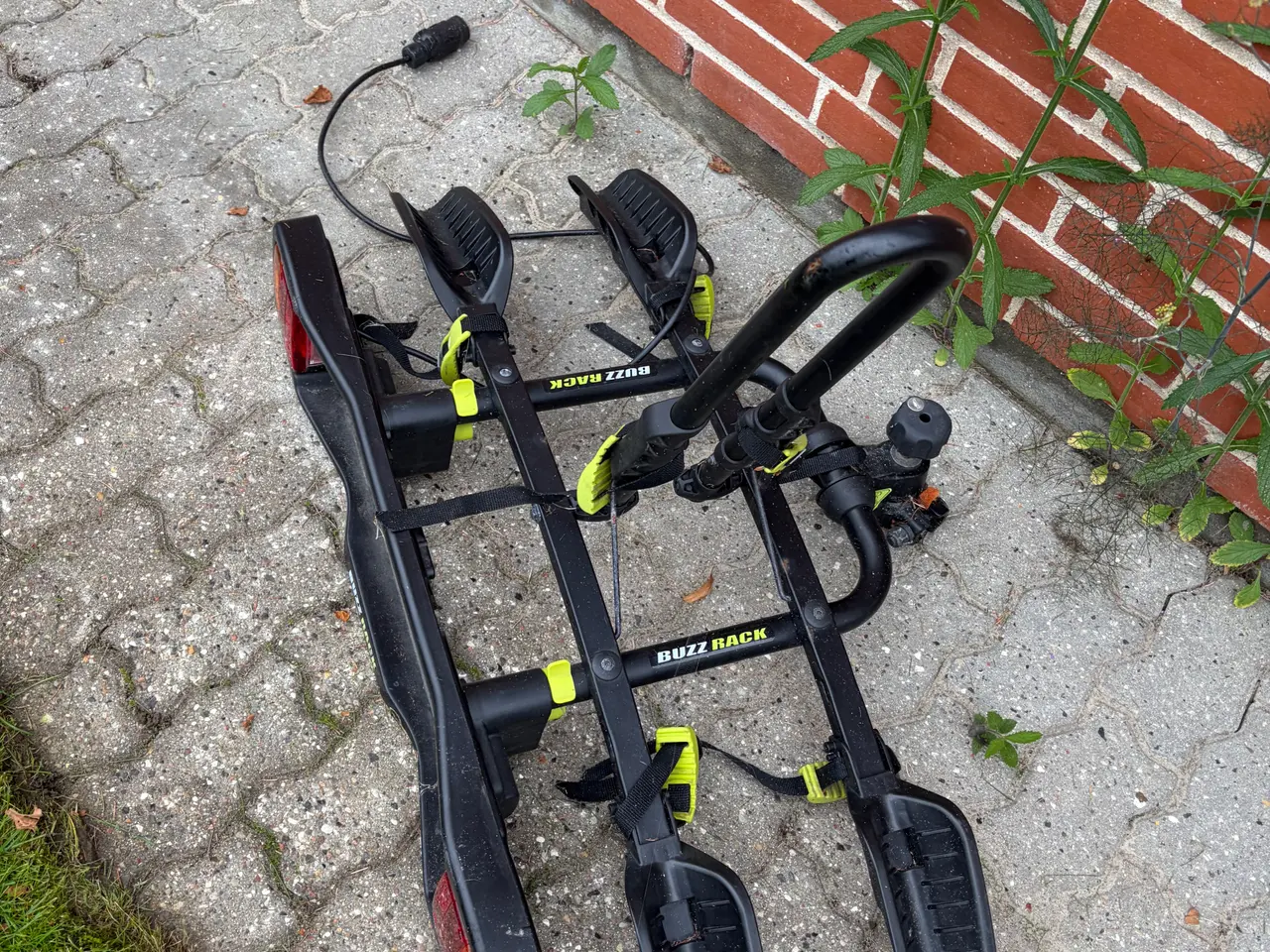 Billede 1 - Cykelholder til 2 cykler.