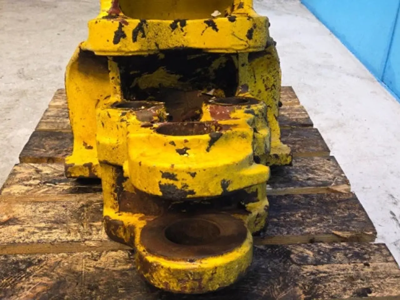 Billede 16 - New Holland LB115B Beslag 85803623