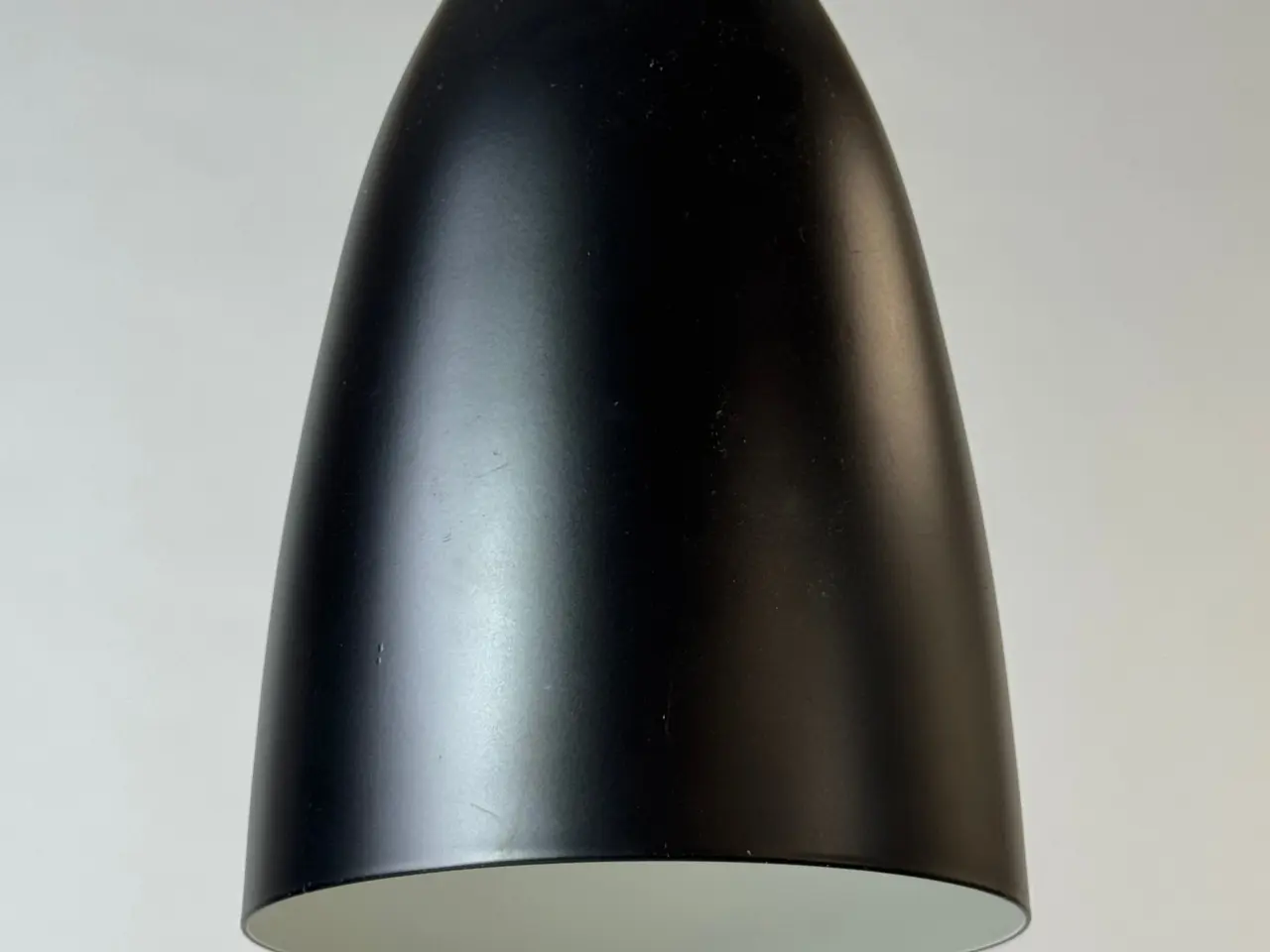 Billede 3 - GUBI Gräshoppa Lampe – Sort H 23 cm
