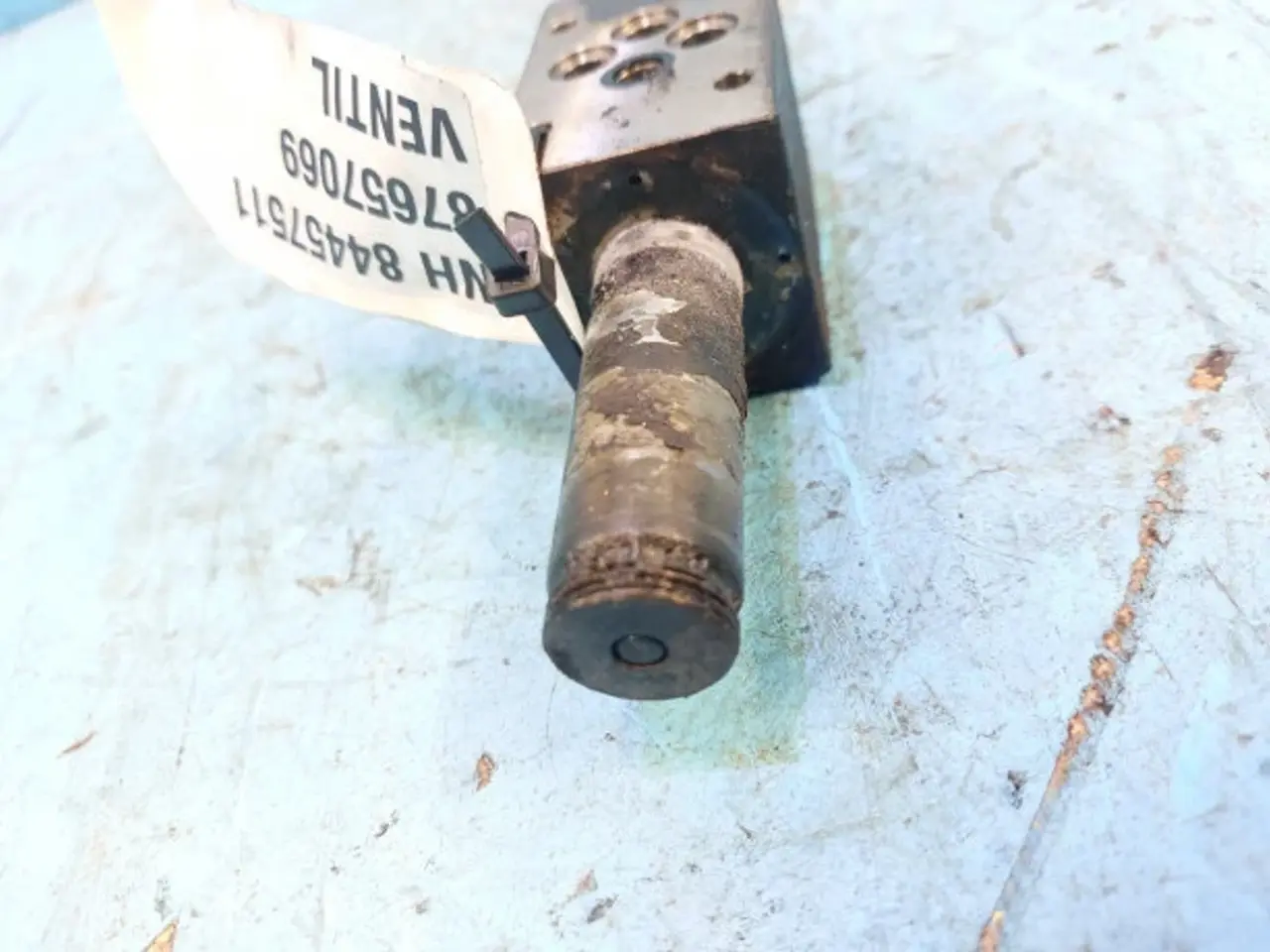 Billede 4 - New Holland CR9090 Hidraulikventil 87657059