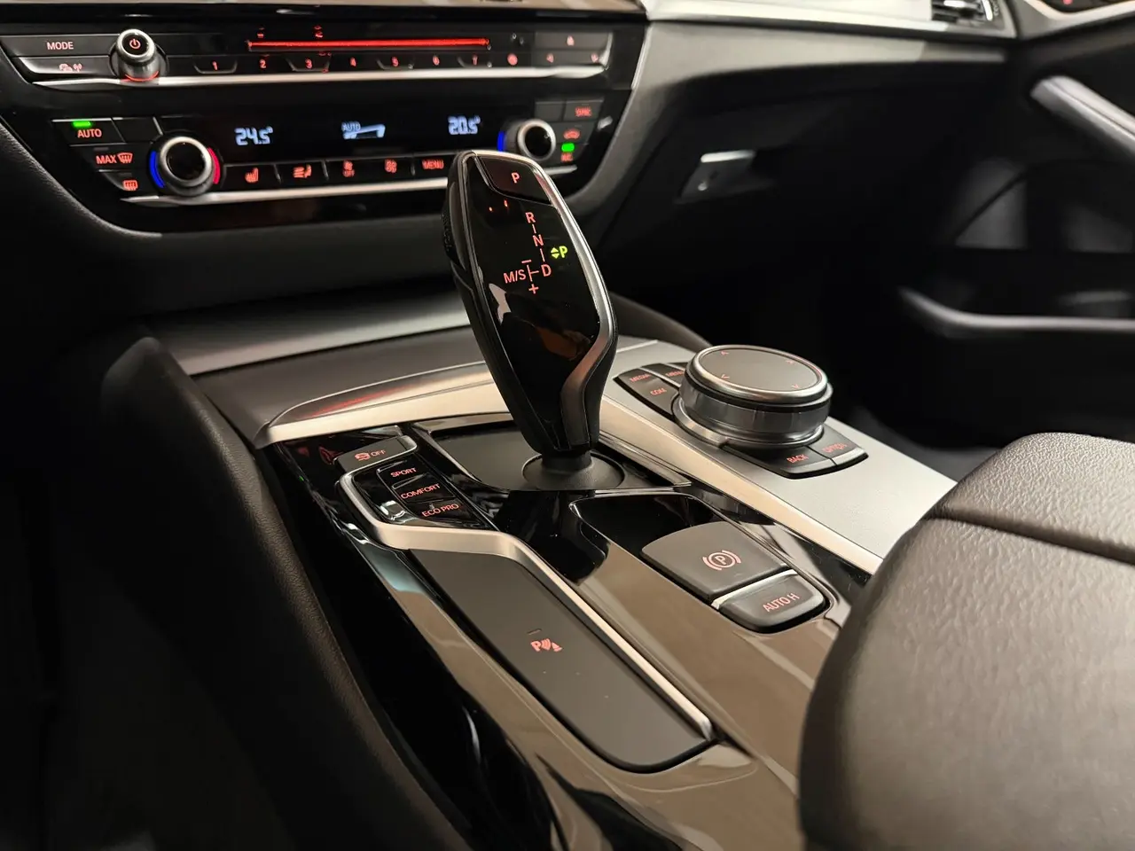 Billede 16 - BMW 530d 3,0 Touring M-Sport aut.