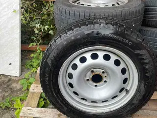 16 VW Transporter originale vinterhjul