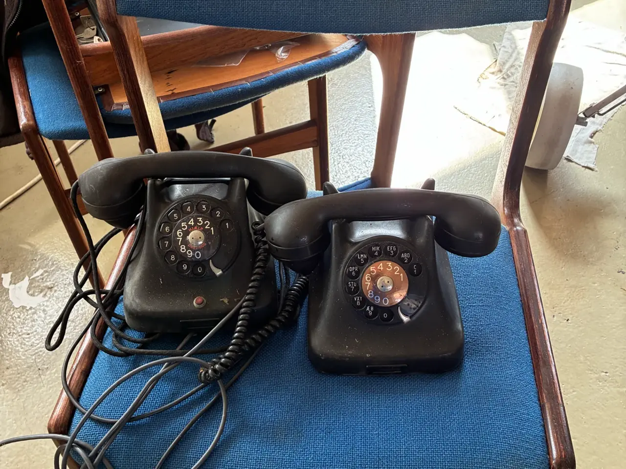 Billede 1 - Gamle telefoner