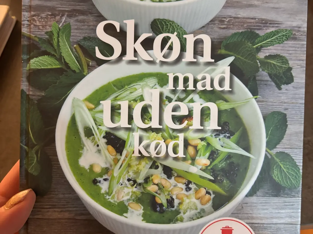 Billede 1 - Karolines Køkken kogebog – Skøn mad uden kød