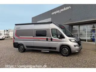 2024 - Dethleffs   Smart Dethleffs camper van under 6 meter med dobbeltseng og automatgear